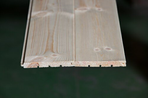パイン 羽目板 兼 床板 12ミリ 長さ3900ミリ　Aグレード　糸面本実加工　無塗装　壁材 腰板 床材 おすすめ DIY 無垢 パイン材 SETRA社製 スウェーデン 欧州赤松 フローリング 木材