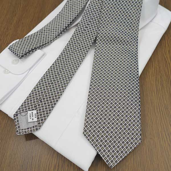 新社会人 彼氏への就職祝いに予算1万円でブランドネクタイを おすすめプレゼントランキング Ocruyo オクルヨ