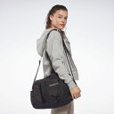 【リーボック公式】ウィメンズ エッセンシャル グリップ バッグ / Women's Essentials Grip Bag (ブラック)