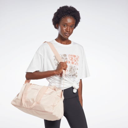 楽天Reebok Online Shop 楽天市場店【リーボック公式】ウィメンズ エッセンシャル グリップ バッグ / Women's Essentials Grip Bag （ソフトエクル）