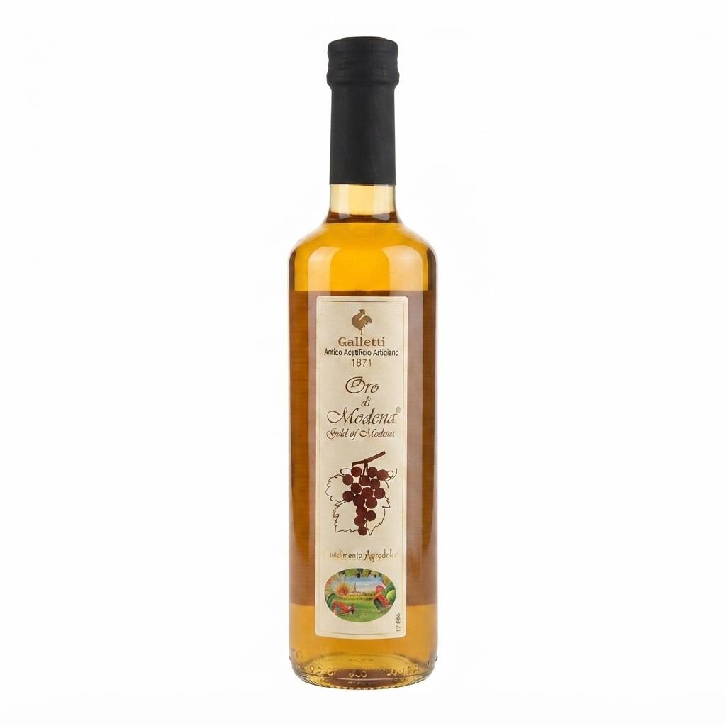 　 イタリア エミリア・ロマーニャ州 ガレッティ モデナ産バルサミコ酢I.G.P 500ml 素材の持ち味を引き立てる、イタリア産の上質な白ワインビネガー イタリアの豊かな大地で育まれたワインを丁寧に醸造した、芳醇で爽やかな白ワインビネガーです。 すっきりとしたキレのある酸味（酸度6%）が特徴で、料理の味を引き締めながら、食材本来の旨みを引き立てます。ツンとくる角が立ちにくく、まろやかでありながら爽やかな風味をお楽しみいただけます。 優美な曲線を描く伝統的な**「ロッシーニ」ボトル**を採用しており、キッチンやダイニングにそのまま置いてもサマになる洗練された佇まい。毎日の食卓をちょっと贅沢に演出してくれます。 【おすすめの活用法】 ドレッシングやマリネに： エキストラバージンオリーブオイルやハーブと合わせて、爽やかな手作りドレッシングや魚介のマリネに。 煮込み・ソースの隠し味に： 白身魚や鶏肉のソテーのデグラッセ（肉汁やお鍋の焦げをワインビネガーで溶きのばす技法）、クリーム煮の隠し味に使うと、プロの味わいに仕上がります。 ピクルスや自家製ピザのアクセントに： 野菜のピクルス作りや、さっぱりとした酸味を加えたいシーンで大活躍します。 【商品詳細】 内容量：0.5L（500ml） 酸度：6% 原産国：イタリア 【発送方法】 通常は常温にて発送させていただきますが、冷蔵商品とご一緒の場合は【クール便】にて発送させていただきます。
