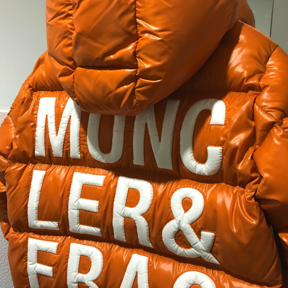 MONCLER モンクレール 09U413075068950320 アウター ダウン 7 MONCLER FRAGMENT HANRIOT フラグメント 藤原ヒロシ ダウンジャケット メンズ オレンジ × ホワイト 未使用 【中古】