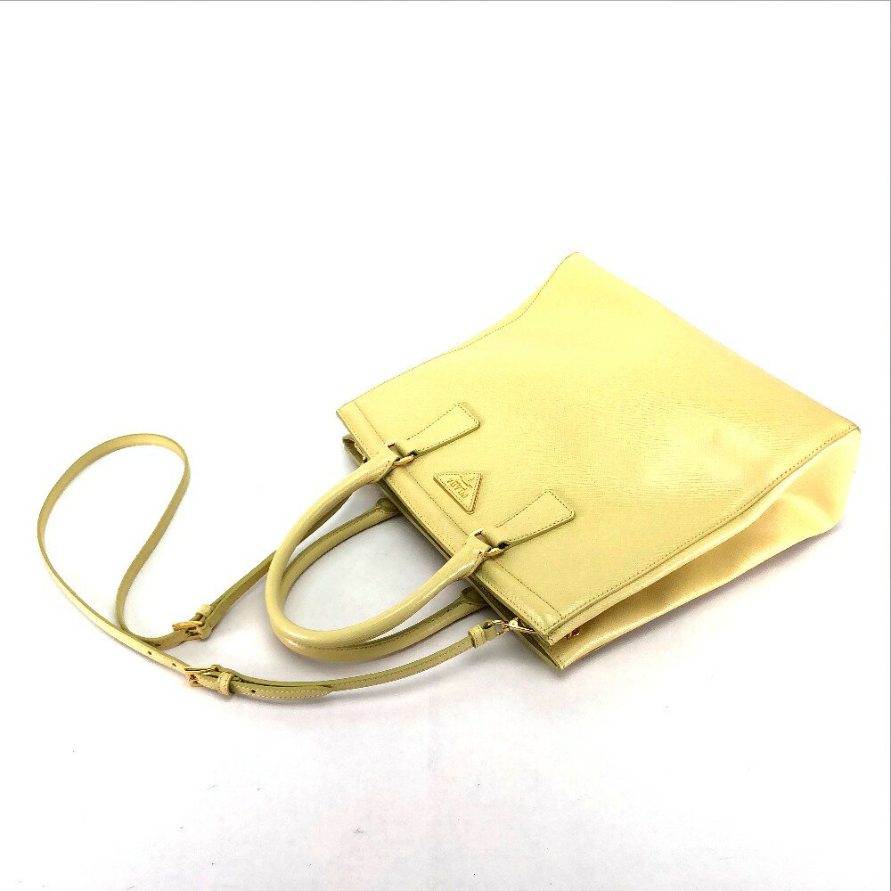 PRADA プラダ B2411M ショルダーバッグ カバン 2WAY ハンドバッグ サフィアーノレザー レディース イエロー 【中古】