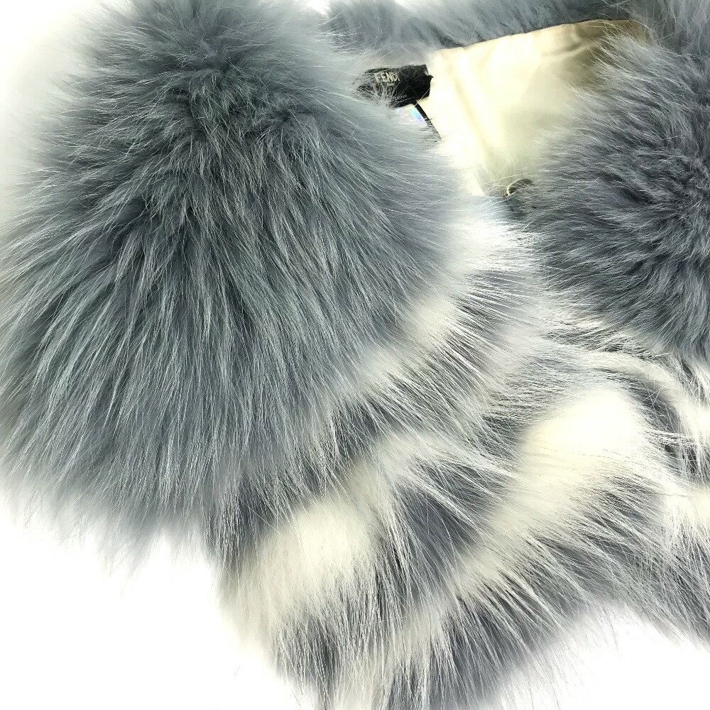 FENDI フェンディ FNG426 ファー 留めフック付き ティペット スヌード マフラー ファー レディース ブルー 【中古】