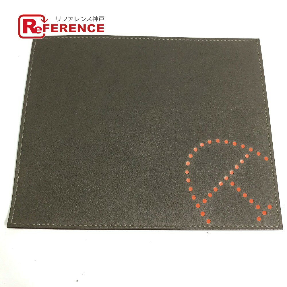 HERMES エルメス パンチングロゴ マウスパッド エブリン エヴリン バイカラー PC パソコン インテリア 雑貨 レザー レディース ブラウン 【中古】のサムネイル