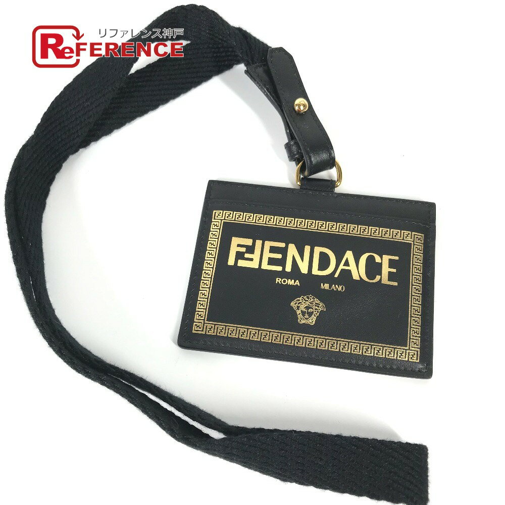 VERSACE ヴェルサーチ フェンディ FENDI コラボ FENDACE フェンダーチェ ネックストラップ付 IDホルダー メデューサ カードケース レザー ユニセックス ブラック 新品同様 【中古】