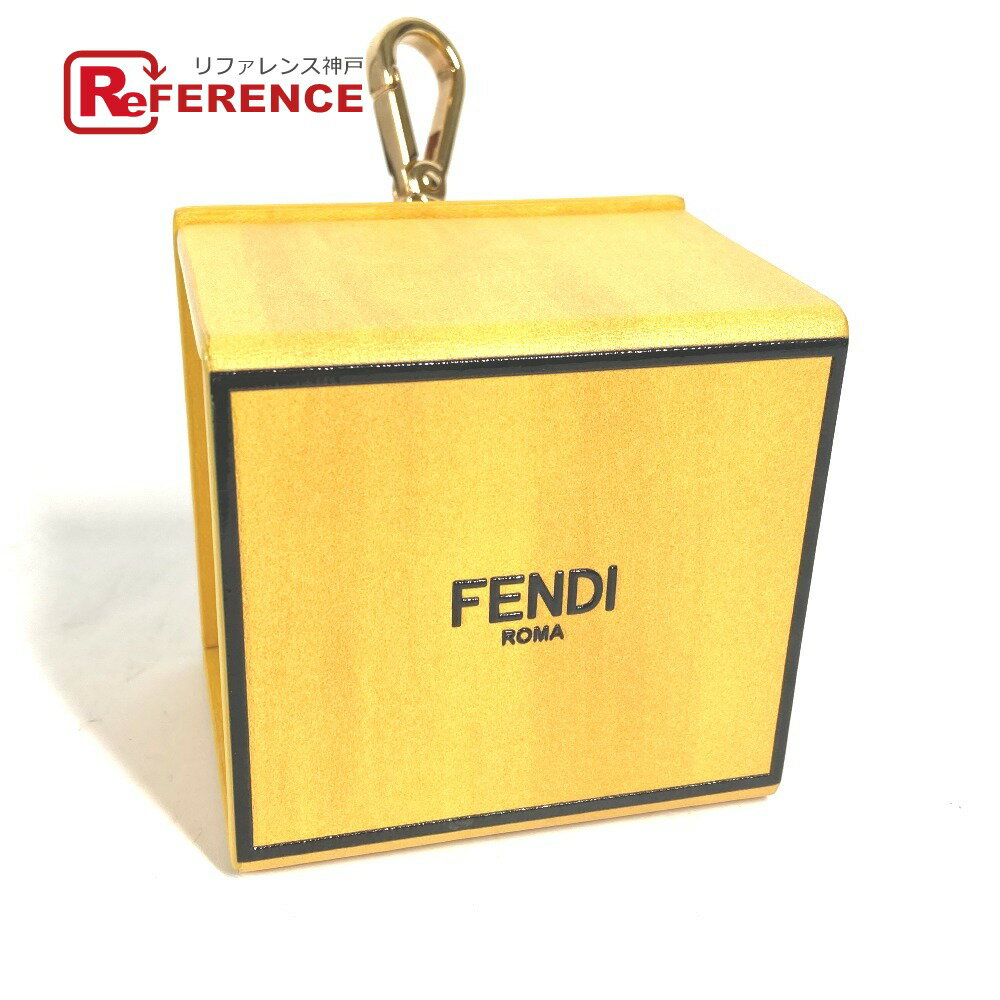 FENDI tFfB 7AR894  {bNX BOX L[z_[ obO`[ U[ jZbNX CG[ yÁz