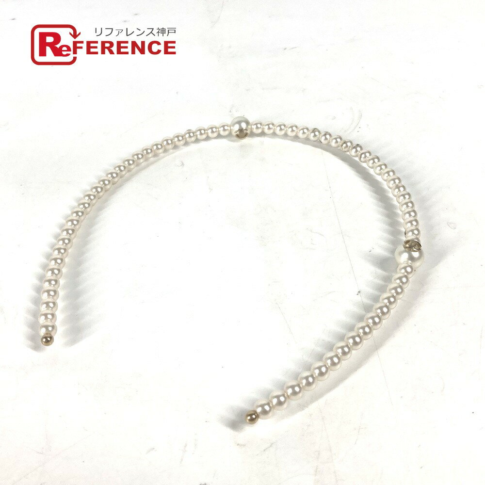 CHANEL シャネル B17V パール CC ココマーク ヘアバンド ヘッドバンド カチューシャ フェイクパール レディース ホワイト 【中古】のサムネイル