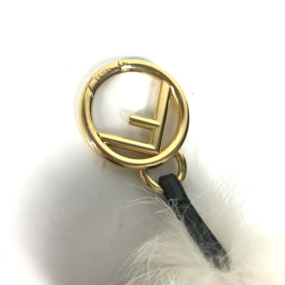 ブランドショップ リファレンスのFENDI フェンディ ファー ラインストーン ズッカ ロゴ モンスター スペースモンキー キーホルダー 猿 バッグチャーム キャンバス レディース ブラウン 【中古】｜アングル2