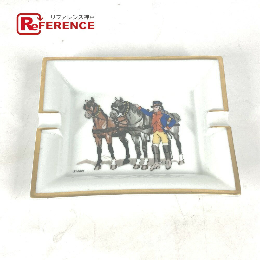 HERMES エルメス 馬柄 アッシュトレイ 小物入れ ジュエリーケース 灰皿 陶器 レディース マルチカラー 【中古】