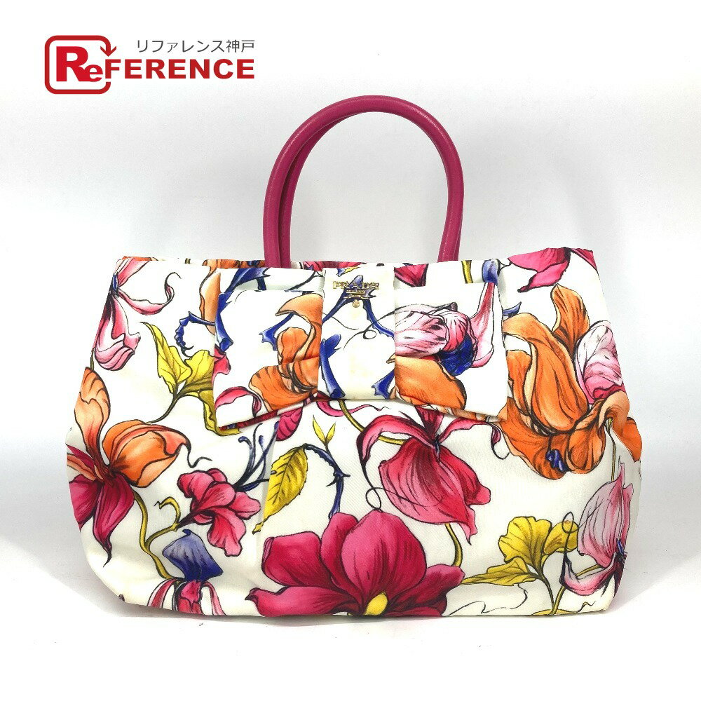PRADAピンクナイロンバッグ - バッグ PRADAピンクナイロンバッグ - バッグ