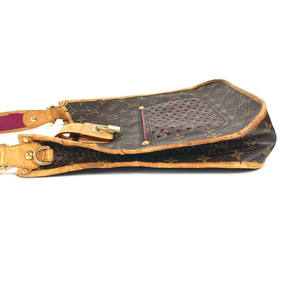 LOUIS VUITTON ルイヴィトン M95172 モノグラムペルフォ ミュゼット カバン 斜め掛け ショルダーバッグ モノグラムキャンバス レディース フューシャ ピンク 【中古】