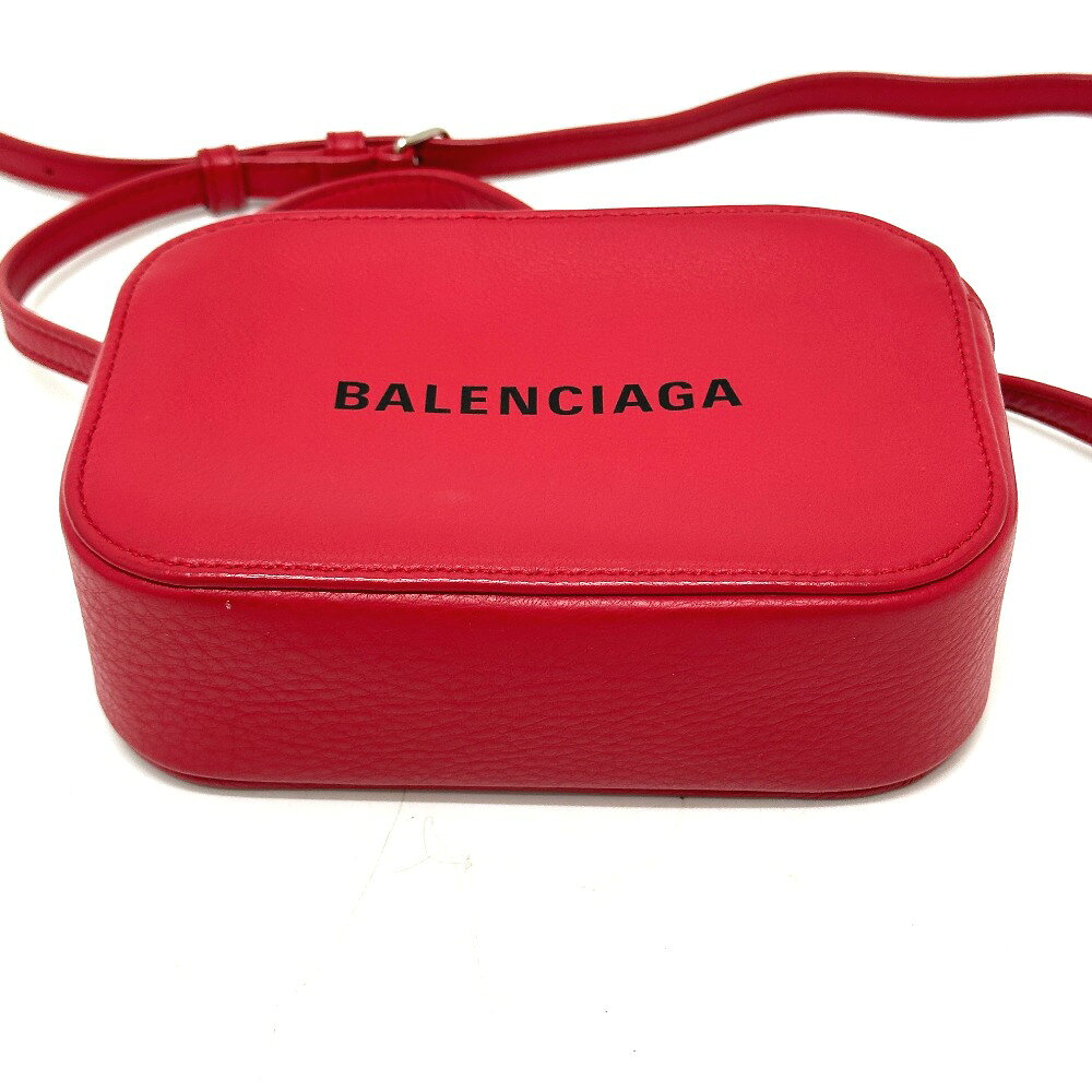 BALENCIAGA バレンシアガ 552372 EVERYDAY エブリデイ カメラバッグ XS 斜め掛け カバン 肩掛け ショルダーバッグ レザー レディース レッド 【中古】