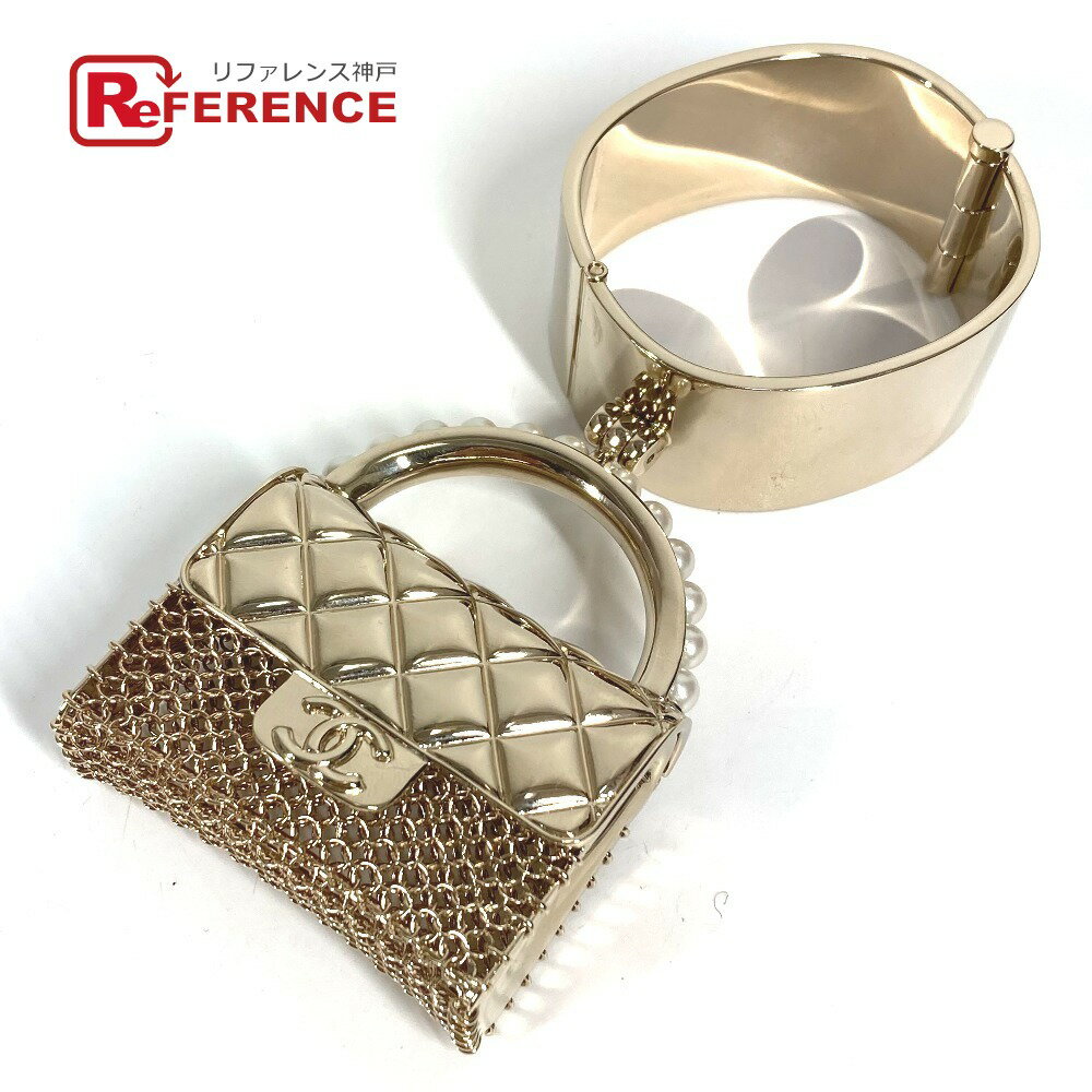 CHANEL シャネル 21S マトラッセ キルティング ハンドバッグ 型 CC ココマーク ロゴ フェイクパール ブ..