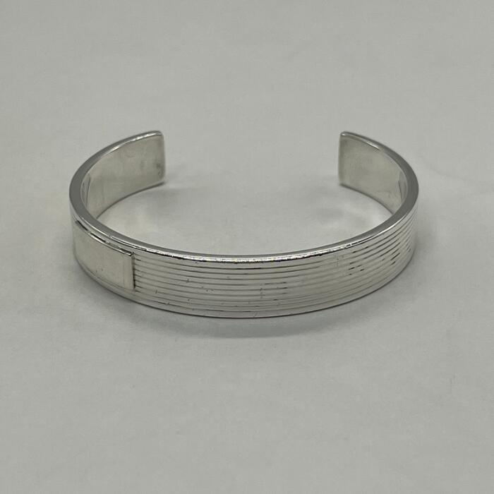 【中古】グッチ GUCCI ストライプ プレート カフ バングル SV925