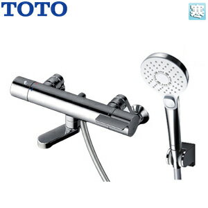 【規格・特徴】 ・壁付サーモスタット混合水栓 ・メタル(金属)ハンドル ・レバーハンドル ・スパウト長さ:70mm ・逆流防止弁付き ・シャワーヘッドの種類:コンフォートウエーブクリック(めっき) ・手元一時止水 ・樹脂ホース(シルバー) ・ホース長さ:1.6m ・角度調整式シャワーハンガー　2個 ・寒冷地 ※給水圧が低い場合、吐水量が十分に得られないことがあります。0.07MPa以上の給水圧にて使用してください。 ※めっきのシャワーヘッドはぶつけたり落としたりしないで下さい。めっきの表面が割れてけがをするおそれがあります。 ※メーカー保証は2ヵ年になります。 【商品説明】 スパウトが左右が動く洗い場用の蛇口です。 また、シャワーはコンフォートウエーブのめっき仕様です。 手元にはシャワー一時開閉ボタン付タイプ。 ・コンフォートウエーブ 「節水」と「適度な刺激感」を両立。 TOTO独自のノズルで大粒の水玉をスイングしながら勢いよく吐水。 スプレーシャワーとミックスし、適度な刺激のある浴び心地で節水を実現します。 水栓 2022年12月 GG メタル 吐水口長さ70mm 手元一時止水TOTOTBV03450Z