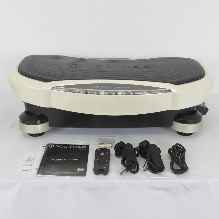 【お買い物マラソン！限定クーポン】ドクターエア 3Dスーパーブレード PRO SB-06-WH エクササイズ 振動マシン DOCTORAIR 本体 【中古】