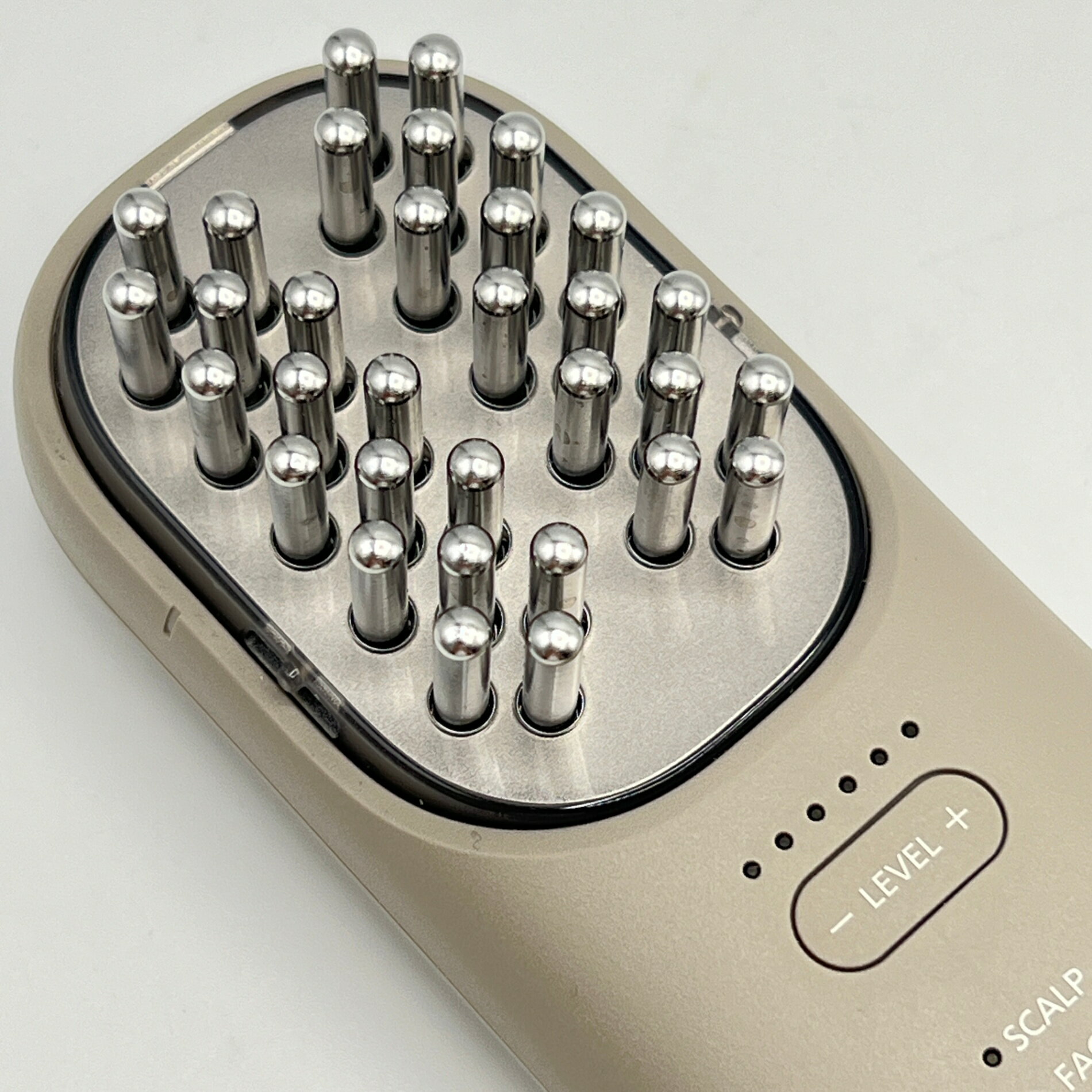 【ポイント2倍！お買い物マラソン】【美品】パナソニック バイタリフト ブラシ EH-SP60-H グレージュ リフトケア美顔器 Panasonic 本体 【中古】