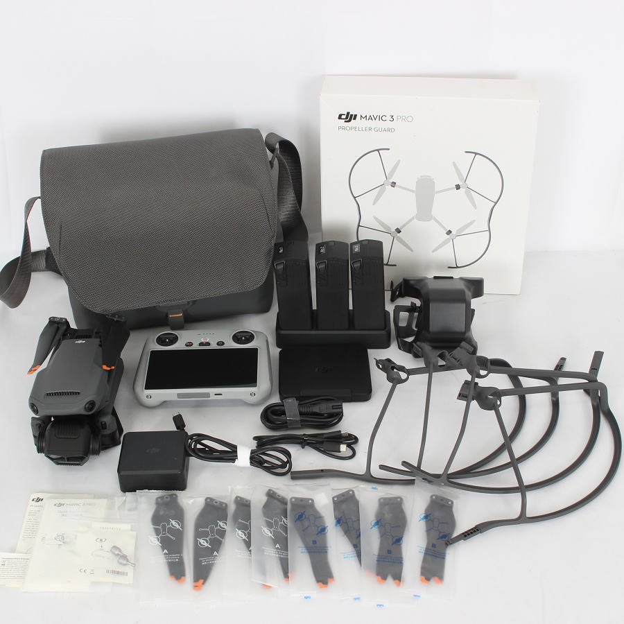 【楽天スーパーSALE！限定クーポン】【美品】DJI Mavic 3 Pro Fly More コンボ WM2623 DJI RC付属 ドローン 空撮カメラ ミニ フライモアコンボ 本体 【中古】