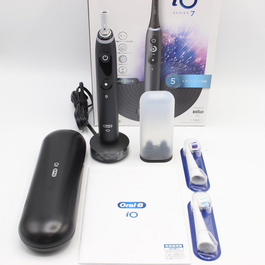 【美品】ブラウン オーラルB iO7 IOM72J22BDBK-W ブラックオニキス 電動歯ブラシ BRAUN 本体 【中古】