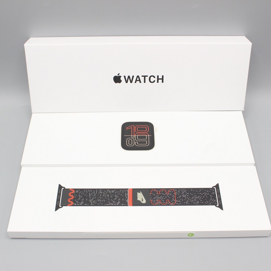 【新品未開封】Apple Watch SE 3 44mm GPS MEP04J/A+MGD34FE/A スターライトアルミニウム/ミッドナイトブラックNikeスポーツループ アップルウォッチ 本体