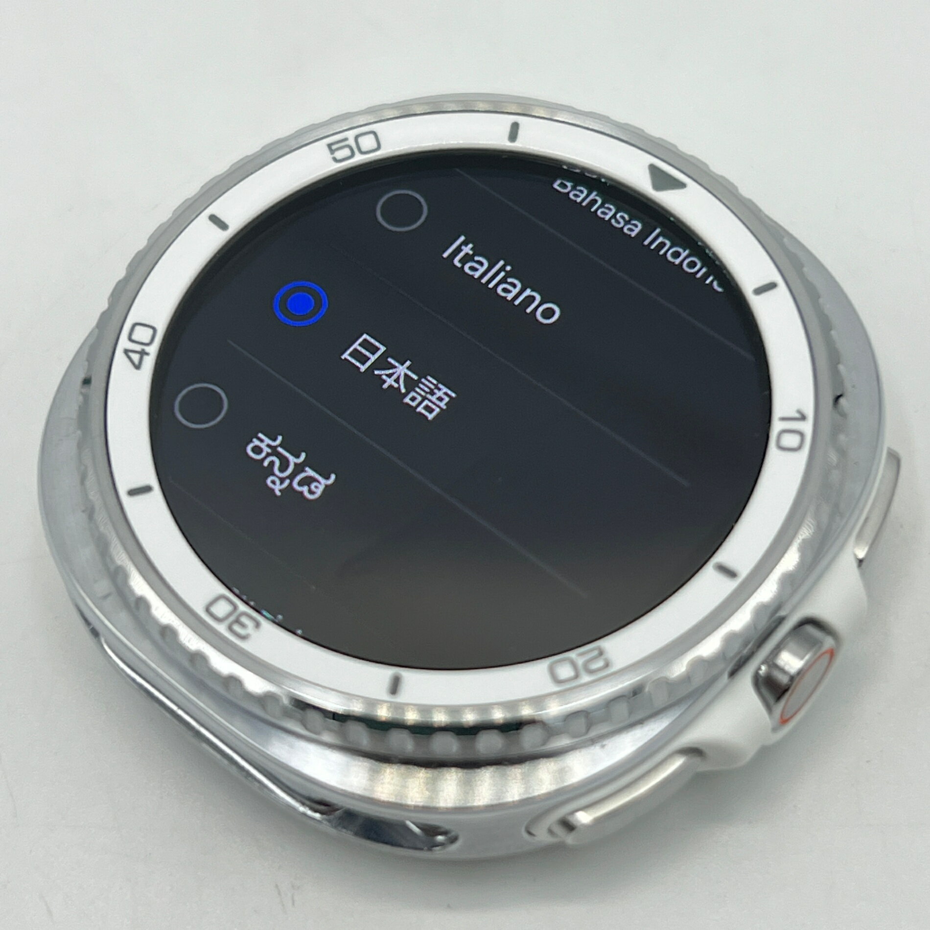 【ポイント2倍&クーポン！BLACK FRIDAY 】【美品】SAMSUNG Galaxy Watch8 Classic SM-L500NZWJXJP ホワイト スマートウォッチ ギャラクシーウォッチ 本体 【中古】