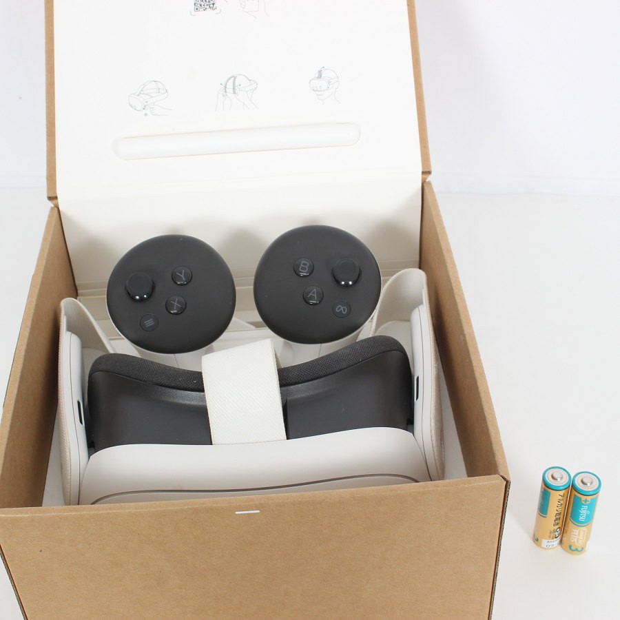 【ポイント2倍&クーポン！BLACK FRIDAY】【美品】Meta Quest 3 128GB VR ヘッドマウントディスプレイ ..