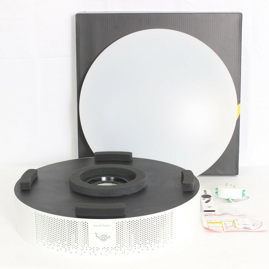 ■商品名 popIn Aladdin X2 Plus PA2P22U02DJ プロジェクター・スピーカー内蔵シーリングライト ポップインアラジン 本体 ■商品状態 【B】一般的な使用感のある商品 ・投影時に影響はございませんが、ガラスカバー内部にホコリがみられます。 ・本体側面に若干の擦れ感がございます。 ・動作確認済みのためご購入後はすぐにご使用いただけます。 ・別型番の元箱を使用して発送いたします。 ※付属品は画像にあるものが全てとなります。 ■元箱・説明書について ・元箱：なし（自社で梱包） ・説明書：なし ◆天井の一般的な照明器具、シーリングライト。 このシーリングライトに「高性能プロジェクター」と「高音質スピーカー」を搭載。 ◆コードレスで置き場所を取らない画期的な照明一体型3in1プロジェクターです。 ■商品ランク説明 当店が定める商品ランクは下記の商品状態からランク分けをおこなっております。 【N】未使用品 【S】数回使用程度の美品 【A】大きなダメージもなく程度良好の美品 【B】一般的な使用感のある商品 【C】傷、汚れがあり使用感を感じるUSED品 【D】傷・汚れなどが多く見受けられる難有品 【E】ジャンク品 ■発送について ・佐川急便でお支払い確認後、2営業日以内に発送いたします。 ※沖縄県及び離島のお客様はゆうパックでの【着払い】となりますので予めご了承ください。 ■古物商許可証 【大阪府公安委員会：第621010150412号】 ■ご購入の前にお読みください ・当店の明らかな商品説明の記載ミス等でない限り、ご購入後の返金・返品等の対応はできません。 ・ご購入後、3日以上ご連絡が取れないお客様につきましては、誠に勝手ながら購入の意思なしと判断し、キャンセル扱いとさせていただく場合がございますので予めご了承ください。 ■返金・返品について ・購入した商品と異なる場合 ・説明欄に記載のない大きなダメージがあった場合 ・サイズや記載と違うお色の場合 ・初期動作不良があった場合 上記の内容に該当する場合のみ返金・返品をお受けいたします。 ※若干の状態の違いなどの個人的主観、ご注文間違いやスペックの認識の相違、思っていた商品と違うなど、個人的な理由での返品はお受けできません。 ■商品番号 055202