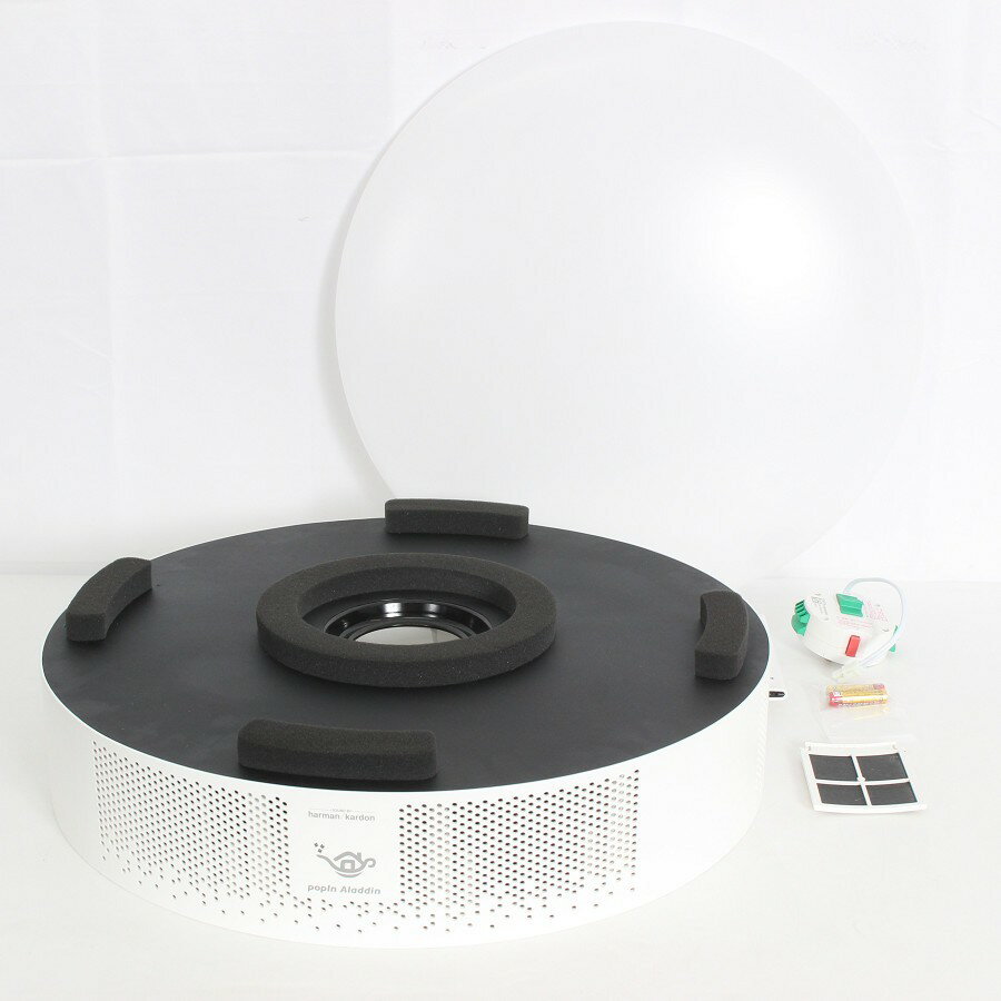 ■商品名 popIn Aladdin 2 PA20U01DJ プロジェクター・スピーカー内蔵シーリングライト ポップインアラジン 本体 ■商品状態 【B】一般的な使用感のある商品 ・本体に大きなダメージはございませんが、フィルターの両側の爪が無い状態です。 ※フィルターはハマりますが商品を振ったり衝撃を与えると外れる状態です。 ・動作確認済みのためご購入後はすぐにご使用いただけます。 ・自社で梱包して発送いたします。 ※付属品は画像にあるものが全てとなります。 ■元箱・説明書について ・元箱：なし（自社で梱包） ・説明書：なし ◆高性能プロジェクターと高音質スピーカーを搭載し、コードレスで置き場所を取らない3in1シーリングライト。多彩なコンテンツを搭載している。 ◆プロジェクターに専用の短焦点レンズを搭載し、ライトの調光・調色は1万通り。スピーカーを2台搭載し、天井から降り注ぐ音楽体験が可能。 ◆「テレビモード」を有効にすれば電源をつけるだけですぐにテレビ画面を表示。家庭用の引掛シーリングがあれば追加工事なしで簡単に取り付けられる。 ■商品ランク説明 当店が定める商品ランクは下記の商品状態からランク分けをおこなっております。 【N】未使用品 【S】数回使用程度の美品 【A】大きなダメージもなく程度良好の美品 【B】一般的な使用感のある商品 【C】傷、汚れがあり使用感を感じるUSED品 【D】傷・汚れなどが多く見受けられる難有品 【E】ジャンク品 ■発送について ・佐川急便でお支払い確認後、2営業日以内に発送いたします。 ※沖縄県及び離島のお客様はゆうパックでの【着払い】となりますので予めご了承ください。 ■古物商許可証 【大阪府公安委員会：第621010150412号】 ■ご購入の前にお読みください ・当店の明らかな商品説明の記載ミス等でない限り、ご購入後の返金・返品等の対応はできません。 ・ご購入後、3日以上ご連絡が取れないお客様につきましては、誠に勝手ながら購入の意思なしと判断し、キャンセル扱いとさせていただく場合がございますので予めご了承ください。 ■返金・返品について ・購入した商品と異なる場合 ・説明欄に記載のない大きなダメージがあった場合 ・サイズや記載と違うお色の場合 ・初期動作不良があった場合 上記の内容に該当する場合のみ返金・返品をお受けいたします。 ※若干の状態の違いなどの個人的主観、ご注文間違いやスペックの認識の相違、思っていた商品と違うなど、個人的な理由での返品はお受けできません。 ■商品番号 056738