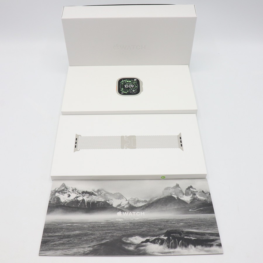 Apple Watch Ultra 3（GPS ＋ Cellularモデル）- 49mmナチュラルチタニウムケースとナチュラルチタニウムミラネーゼループ – M MEWY4J/A