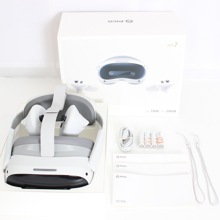 【美品】Pico 4 Ultra 256GB 810127840195 オールインワンVRヘッドセット ピコ 本体 【中古】
