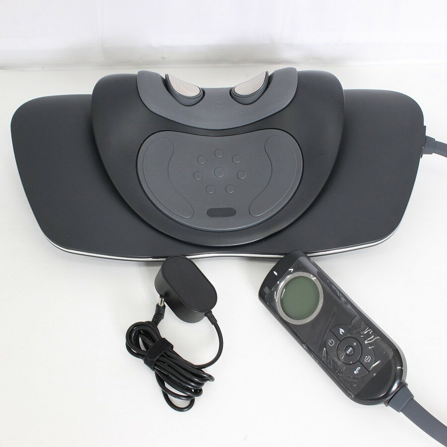 ■商品名 【美品】MYTREX MEDI NECK MT-MDN24B ネックストレッチャー EMS 創通メディカル マイトレックス 本体 ■商品状態 【A】大きなダメージもなく程度良好の美品 ・本体背面などに若干の擦れ感はございますが、全体的に大きなダメージはなく良品です。 ・動作確認済みのためご購入後はすぐにご使用いただけます。 ・自社で梱包して発送いたします。 ※付属品は画像にあるものが全てとなります。 ■元箱・説明書について ・元箱：なし（自社で梱包） ・説明書：なし ◆本格的な首ケアが自宅で15分で簡単に叶うEMS電動ネックストレッチャー。首の悩みに「温熱×EMS×牽引」の3つの機能からアプローチ。 ◆独自のテクノロジーにより「たたき・もみ・つまみ」を再現した3種類のEMSモードと20段階のレベル調整が可能。 ◆牽引機能は「リラックスモード」、「指圧モード」、「しっかり牽引モード」の3つのモードを搭載。 ■商品ランク説明 当店が定める商品ランクは下記の商品状態からランク分けをおこなっております。 【N】未使用品 【S】数回使用程度の美品 【A】大きなダメージもなく程度良好の美品 【B】一般的な使用感のある商品 【C】傷、汚れがあり使用感を感じるUSED品 【D】傷・汚れなどが多く見受けられる難有品 【E】ジャンク品 ■発送について ・佐川急便でお支払い確認後、2営業日以内に発送いたします。 ※沖縄県及び離島のお客様はゆうパックでの【着払い】となりますので予めご了承ください。 ■古物商許可証 【大阪府公安委員会：第621010150412号】 ■ご購入の前にお読みください ・当店の明らかな商品説明の記載ミス等でない限り、ご購入後の返金・返品等の対応はできません。 ・ご購入後、3日以上ご連絡が取れないお客様につきましては、誠に勝手ながら購入の意思なしと判断し、キャンセル扱いとさせていただく場合がございますので予めご了承ください。 ■返金・返品について ・購入した商品と異なる場合 ・説明欄に記載のない大きなダメージがあった場合 ・サイズや記載と違うお色の場合 ・初期動作不良があった場合 上記の内容に該当する場合のみ返金・返品をお受けいたします。 ※若干の状態の違いなどの個人的主観、ご注文間違いやスペックの認識の相違、思っていた商品と違うなど、個人的な理由での返品はお受けできません。 ■商品番号 062892