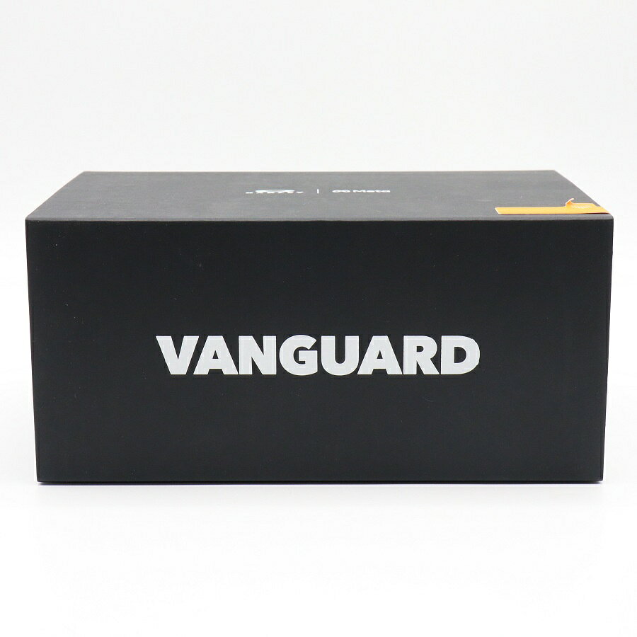 ■商品名 【新品未開封】OAKLEY Meta VANGUARD GEN2 0W8001 80010752 ブラック/プリズムブラック AIグラス スマートグラス オークリー メタ 本体 ■商品状態 【N】未使用品 ・新品未開封の商品です。 ・商品自体は新品未使用ですが、買取品のため中古カテゴリーの新古品・未使用品で出品しております。 ・自社で梱包して発送いたします。 ■元箱・説明書について ・元箱：あり ■商品ランク説明 当店が定める商品ランクは下記の商品状態からランク分けをおこなっております。 【N】未使用品 【S】数回使用程度の美品 【A】大きなダメージもなく程度良好の美品 【B】一般的な使用感のある商品 【C】傷、汚れがあり使用感を感じるUSED品 【D】傷・汚れなどが多く見受けられる難有品 【E】ジャンク品 ■発送について ・佐川急便でお支払い確認後、2営業日以内に発送いたします。 ※沖縄県及び離島のお客様はゆうパックでの【着払い】となりますので予めご了承ください。 ■古物商許可証 【大阪府公安委員会：第621010150412号】 ■ご購入の前にお読みください ・当店の明らかな商品説明の記載ミス等でない限り、ご購入後の返金・返品等の対応はできません。 ・ご購入後、3日以上ご連絡が取れないお客様につきましては、誠に勝手ながら購入の意思なしと判断し、キャンセル扱いとさせていただく場合がございますので予めご了承ください。 ■返金・返品について ・購入した商品と異なる場合 ・説明欄に記載のない大きなダメージがあった場合 ・サイズや記載と違うお色の場合 ・初期動作不良があった場合 上記の内容に該当する場合のみ返金・返品をお受けいたします。 ※若干の状態の違いなどの個人的主観、ご注文間違いやスペックの認識の相違、思っていた商品と違うなど、個人的な理由での返品はお受けできません。 ■商品番号 MCL1PD66FLF9EIPO