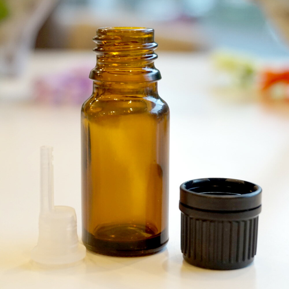 遮光瓶、キャップ、ドロッパーのセット。遮光瓶(ドロッパーセット)茶色 10ml(精油 フレグランスオイル 香水 ボディスプレー クラフト用)