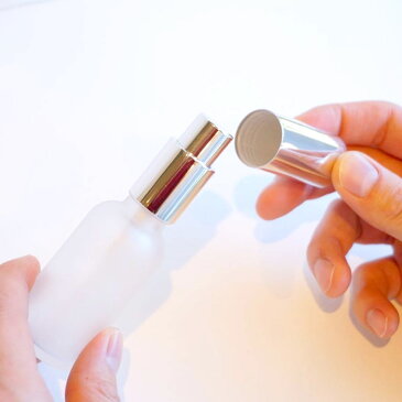 10本で買えば590円!ガラス製 遮光瓶 スプレーボトルホワイト フロスト30ml(ルームスプレー ボディミスト 香水 ボディスプレー アロマスプレー 虫除けスプレー)