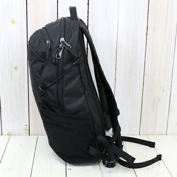 【10%OFFクーポン配布中】ARC'TERYX (アークテリクス)『MANTIS 16 BACKPACK』(Black)【正規取扱店】【smtb-KD】【sm15-17】【楽ギフ_包装】【バッグ】【bag】【バックパック】【マンティス】