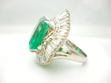 Pt900×エメラルド(コロンビア産)15.6ct×ダイヤモンド合計3.76ct プラチナ リング レディース ジュエリー 極極稀