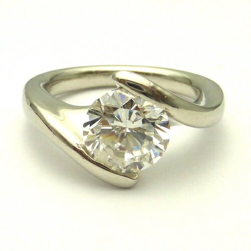 ダイヤモンド2.008ct×Pt900 2カラットダイヤモンドプラチナリング I1 H GOOD