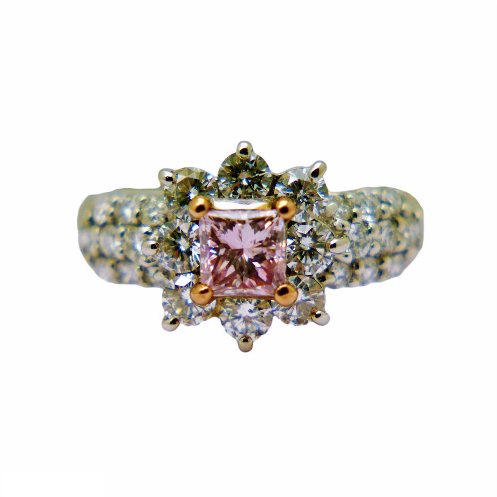 ピンクダイヤモンドリング FANCY PINK0.671ct Pt900 CGL鑑定書付属