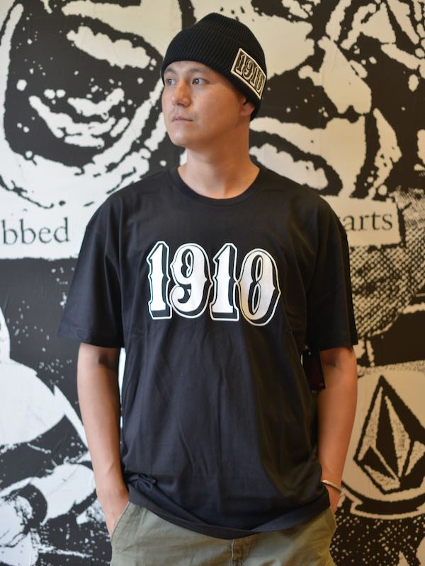 1910 NINETEENTEN ナインティテン ティーシャツ Tシャツ MSS012302 ORIGINAL FONT S/S BLK スノーボード ジェイミーリン jamie lynn libtech リブテック