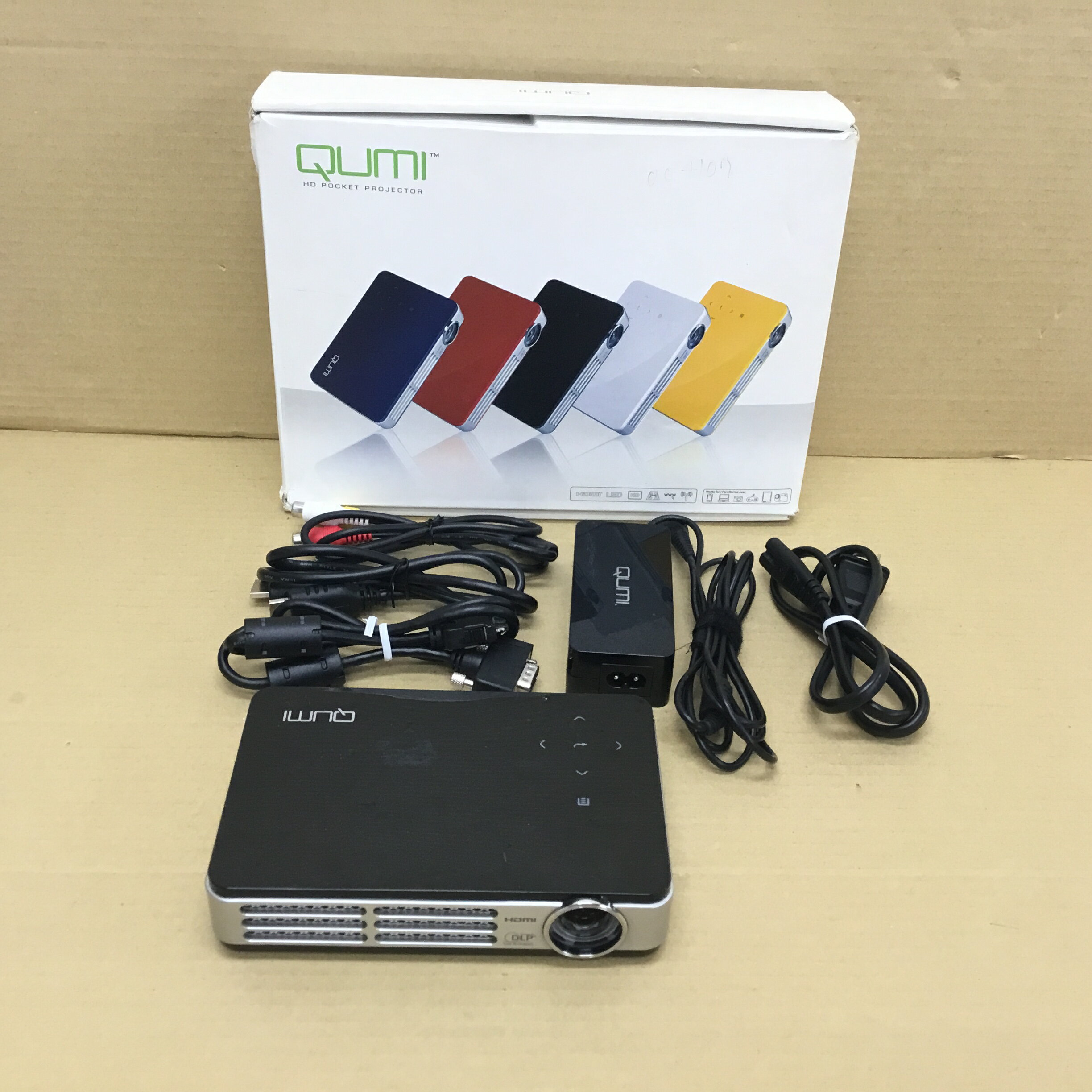 【中古】 VIVITEK プロジェクター Q5-BK 500ルーメン D-SUB HDMI 送料 無 ...