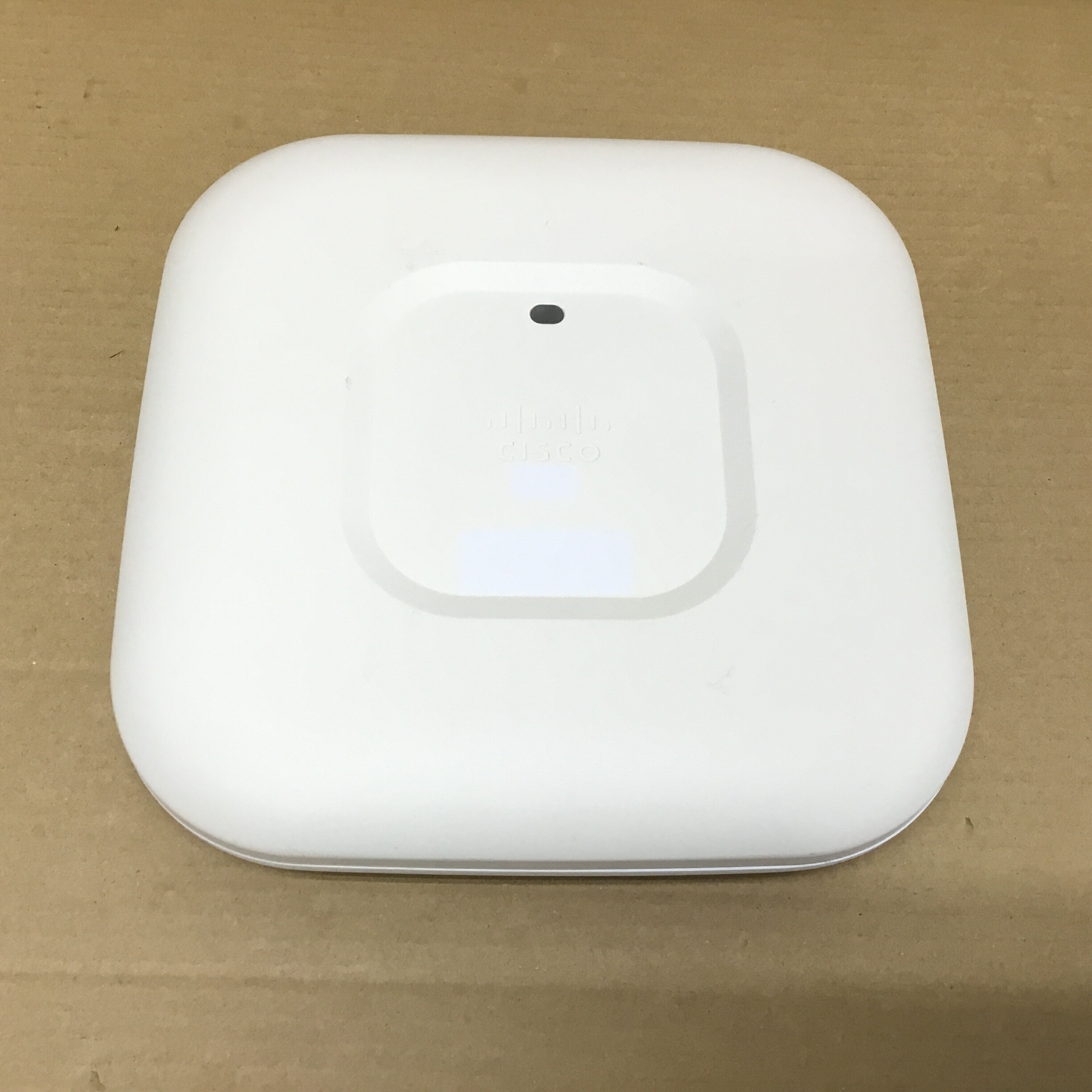 【中古】入荷65台 CISCO/シスコ 無線LAN アクセスポイント AIR-CAP2702I-Q-K9 送料 無料 14時までの ご注文 即日発送