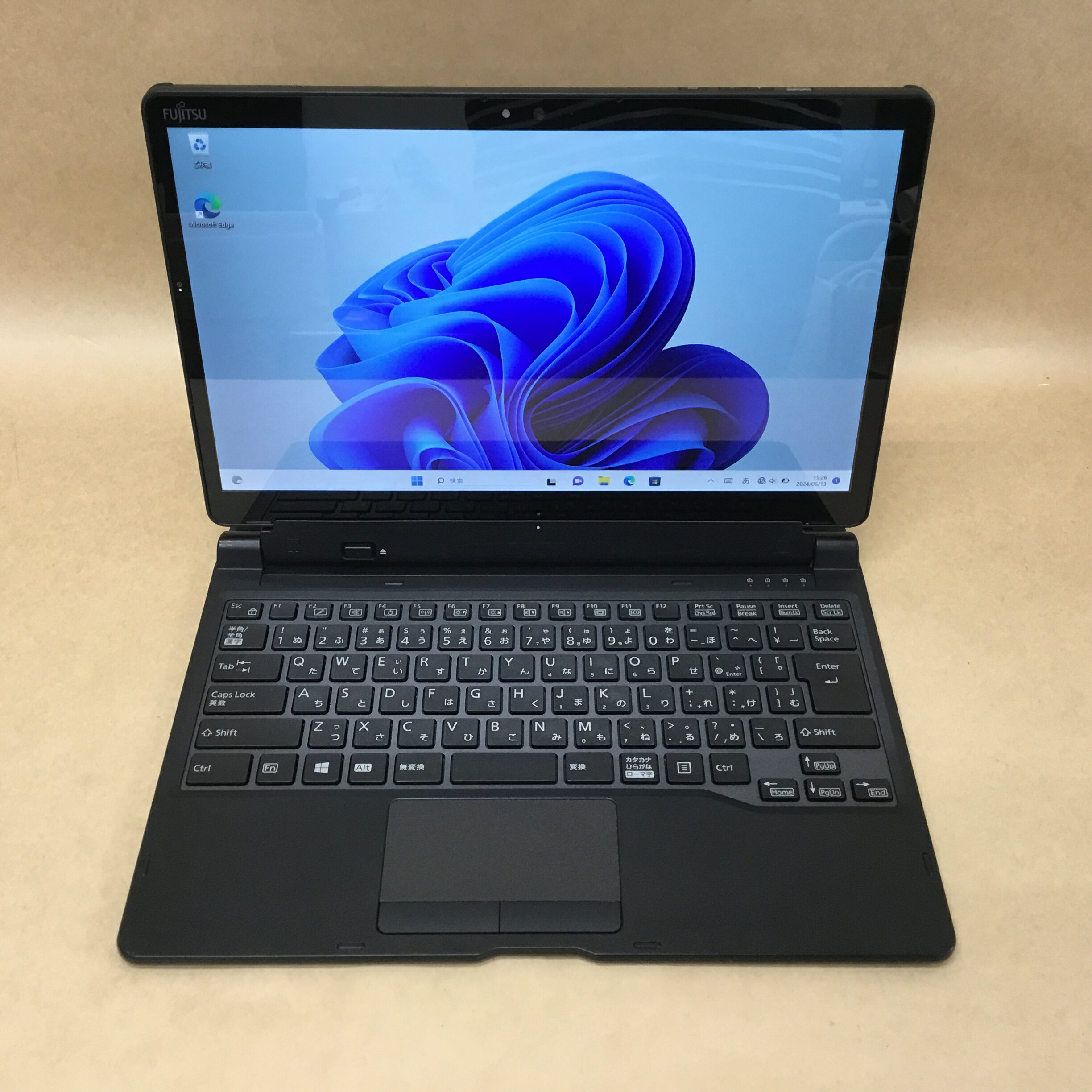 【中古】 富士通 タブレット ARROWS Tab Q738/SB CI5(7300U)-2.6GH ...