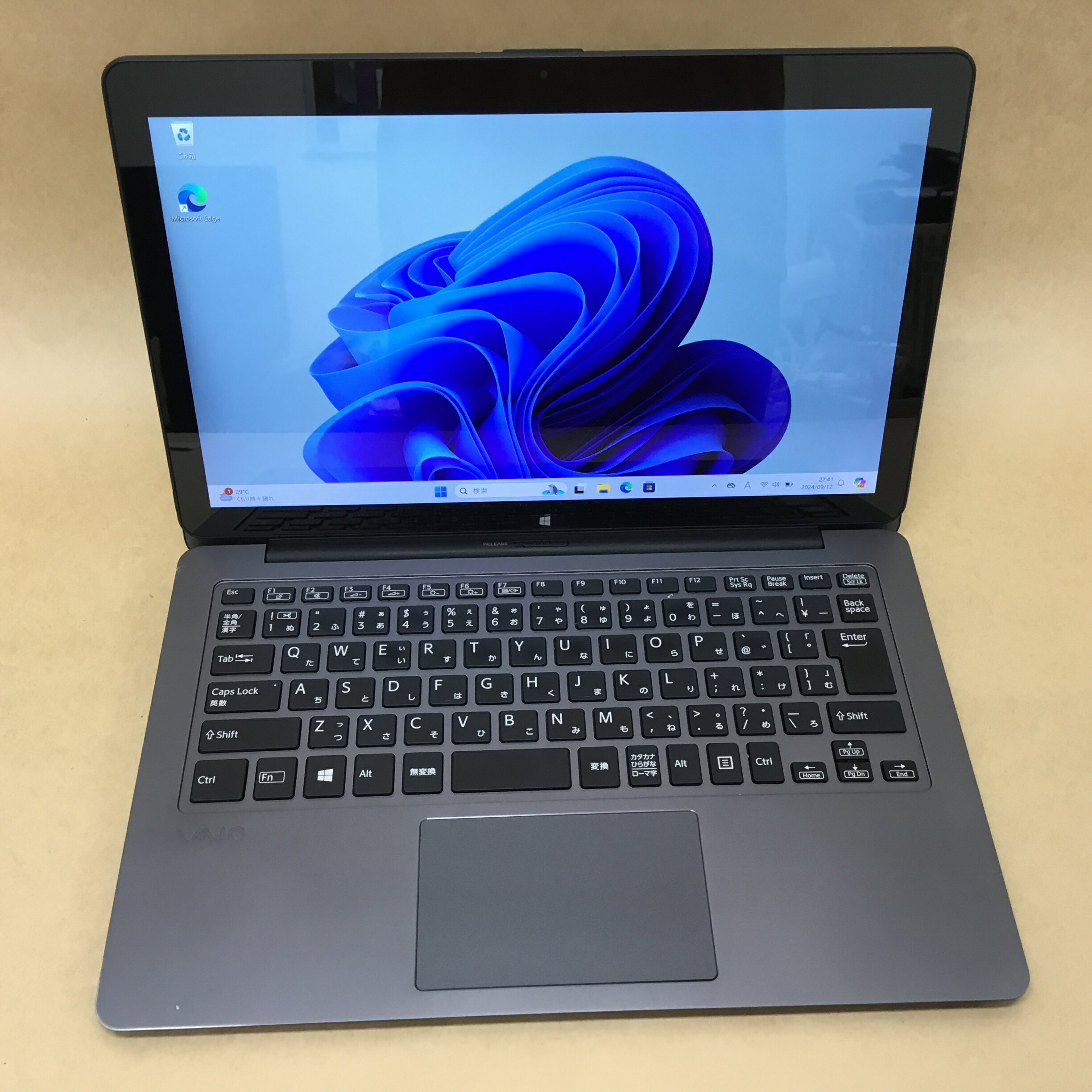 【中古】 ソニー タブレットPC VAIO VJZ13BA11N CI3(6157U)-2.4GHZ 8GB SSD128GB 13.3インチ タッチ WIN11P 無線 BLUETOOTH カメラ 送料 無料 14時までの ご注文 即日発送