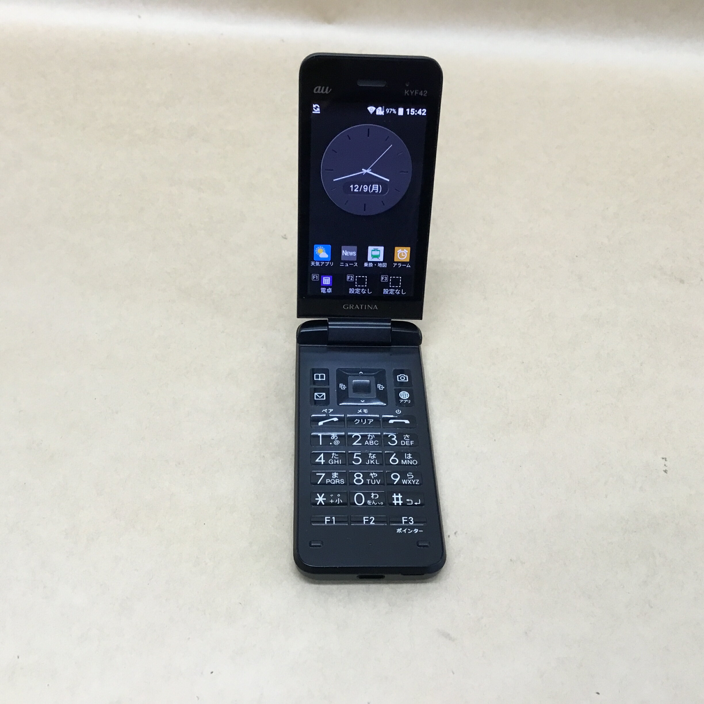 【中古】 SIMフリー(AU) 京セラ 携帯電話 GRATINA KYF42 3.4インチ ブラック 8GB 無線 BLUETOOTH カメラ 送料 無料 14時までの ご注文 即日発送