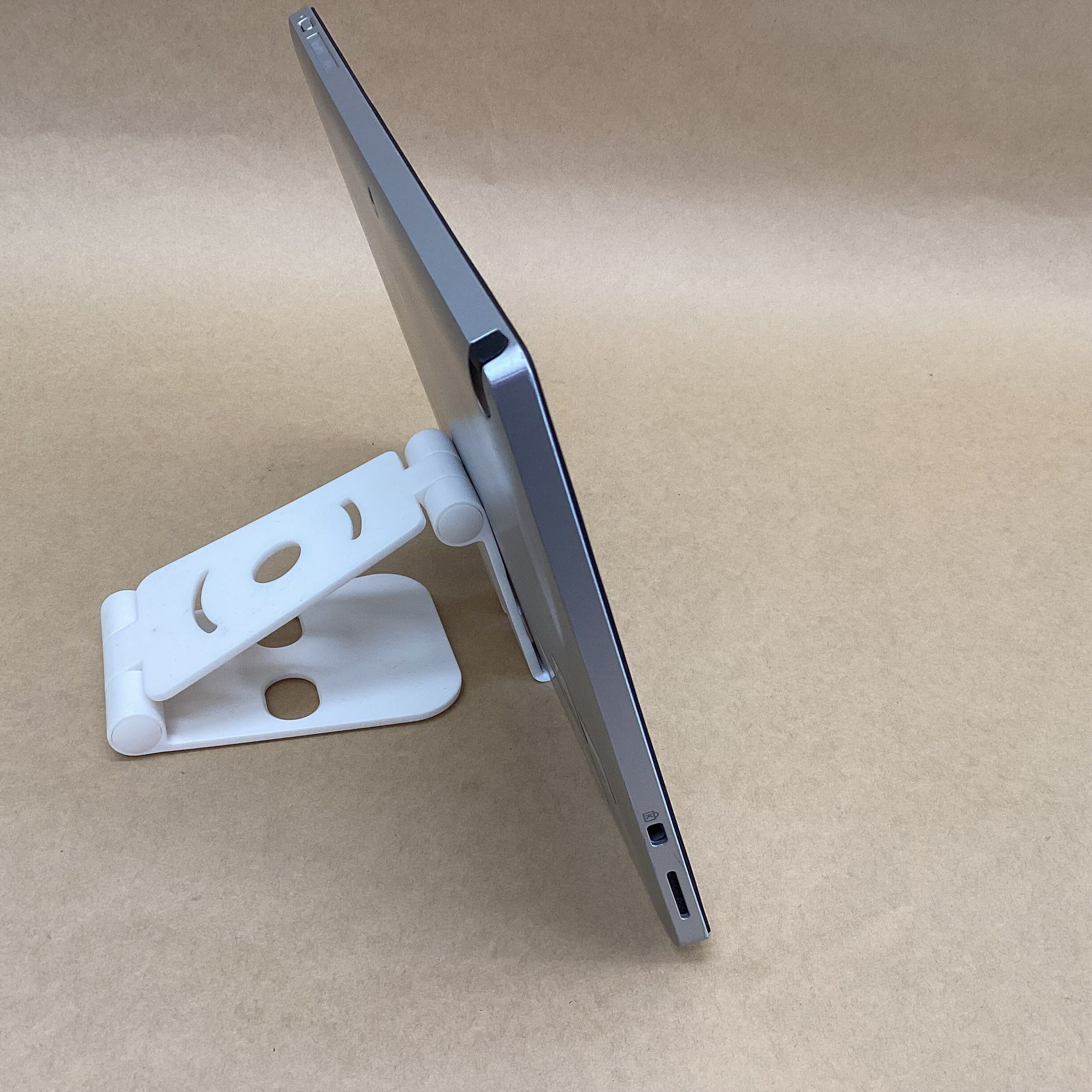 【中古】 NEC タブレット VKF11U-4 C(N4100)-1.1GHZ 4GB 128GB 10.1インチ WIN11P 無線 BLUETOOTH カメラ スタイラス 送料 無料 14時までの ご注文 即日発送