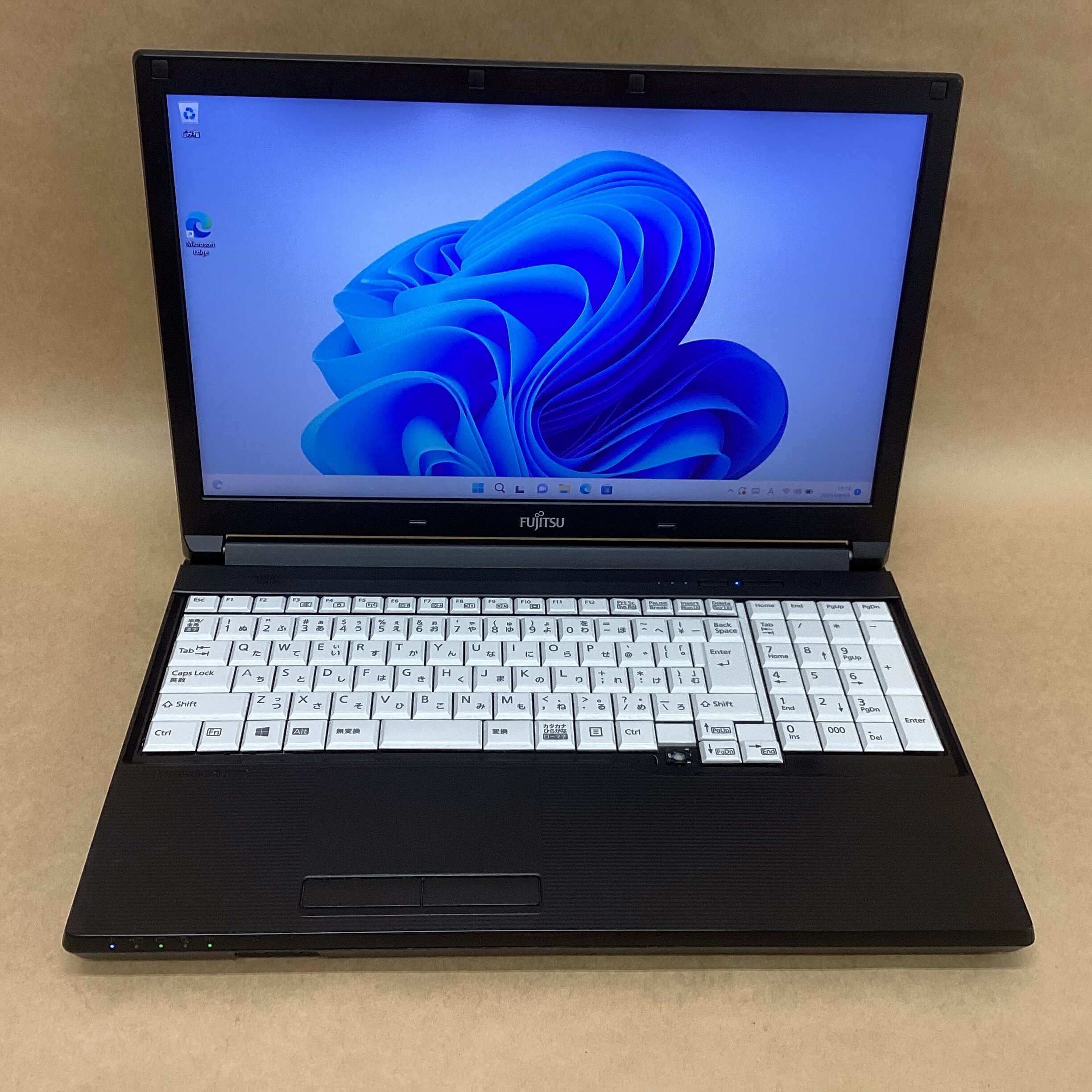 【中古】 富士通 ノートパソコン A576/P CI5(6200U)-2.3GHZ 8GB SSD256GB 15.6インチ WIN10P 無線 BLT 10キー 文字キー欠品有り 送料 無料 14時までの ご注文 即日発送