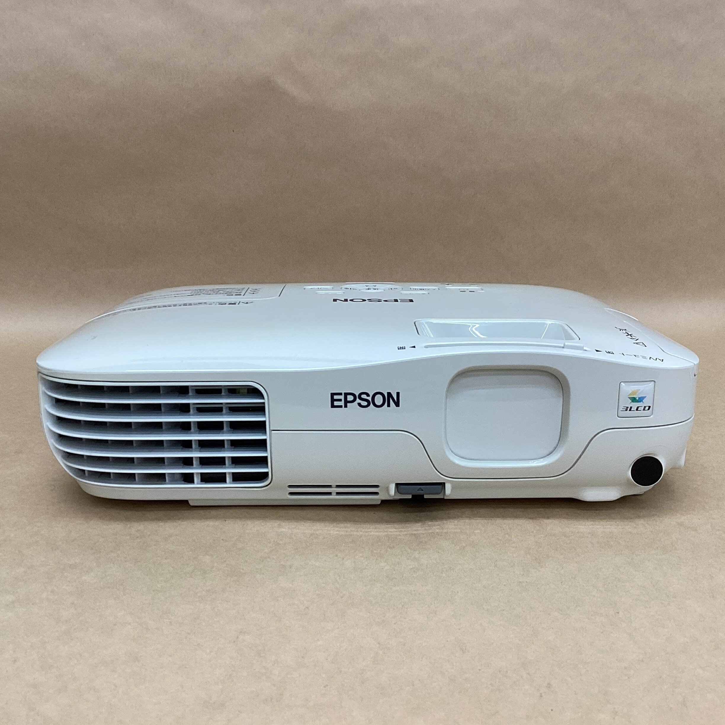 【中古】 ランプ使用2089時間 エプソン ビジネスプロジェクター EB-X8 2500ルメーン D-SUB HDMI USB-Bケーブル 送料 無料 14時までの ご注文 即日発送