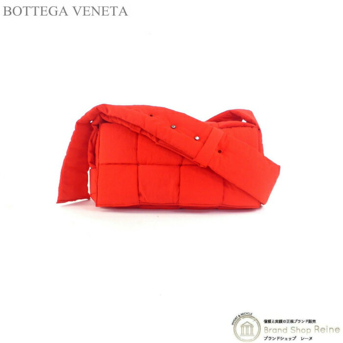 【クーポン利用で値引き！】ボッテガ ヴェネタ （BOTTEGA VENETA） イントレチャート ナイロン パデッド テック カセット ショルダー バッグ 628951 トマト【新品】