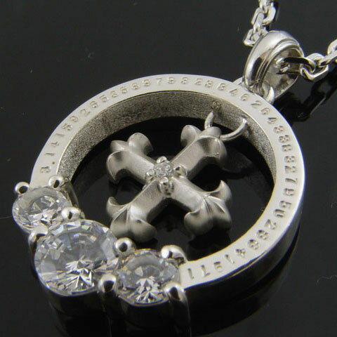 KENBLOOD ケンブラッド ラウンドフォルム&ゴシッククロスペンダント ネックレス シルバー×シルバー 【KHP-145】【メンズ レディース・ユニセックスモデル】 KENBLOOD ケンブラッド ラウンドフォルム&ゴシッククロスペンダント ネックレス シルバー×シルバー 【KHP-145】【メンズ レディース・ユニセックスモデル】